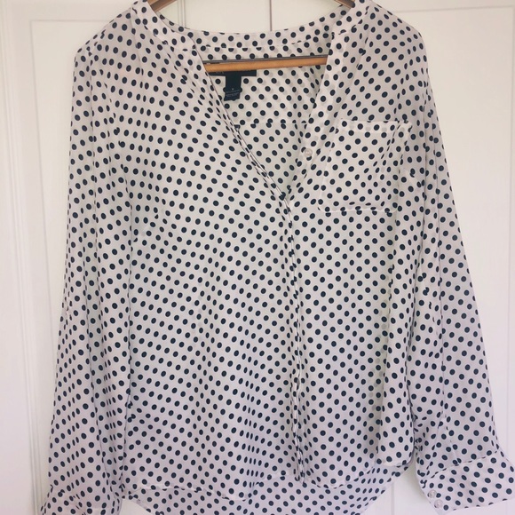 INC International Concepts Polka Dot Blouse Size 6 - Picture 3 of 7